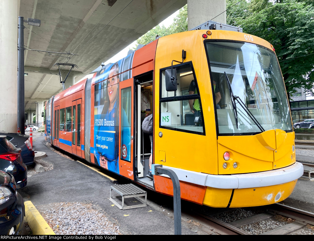 Portland Streetcar 010